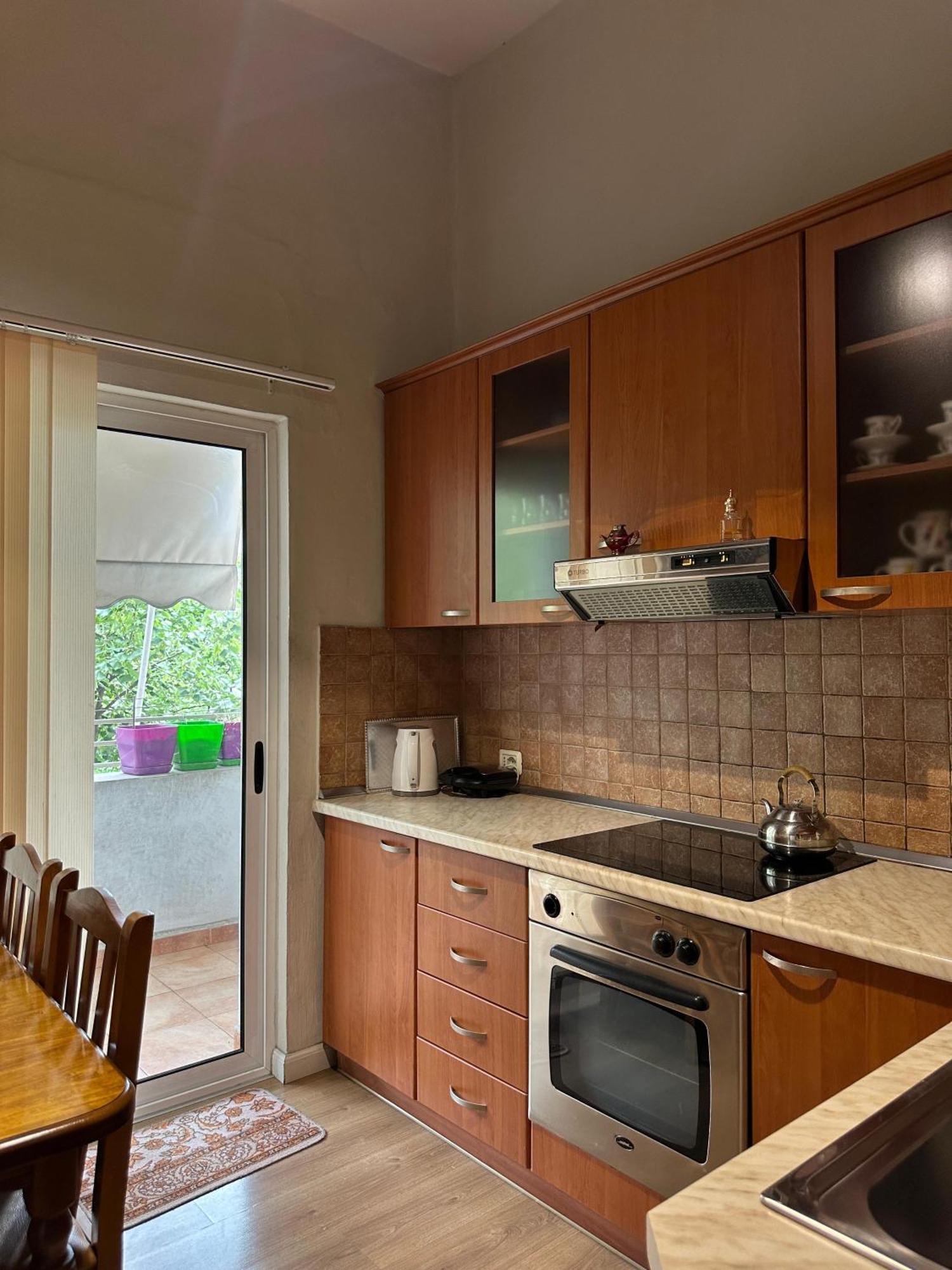 Kelly'S Cozy Hideaway - Central Tiranë Ngoại thất bức ảnh