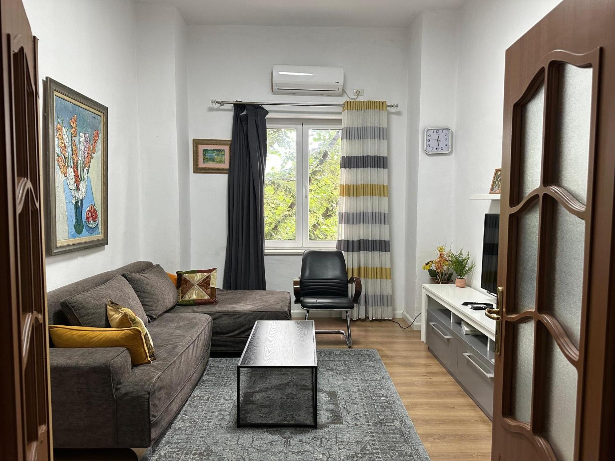 Kelly'S Cozy Hideaway - Central Tiranë Ngoại thất bức ảnh